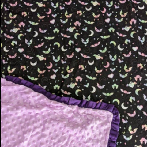 Pastel Bats Snuggle Blanket Very Soft X-Large