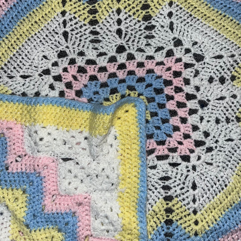 Knitted Blanket Pink/Yellow/Blue